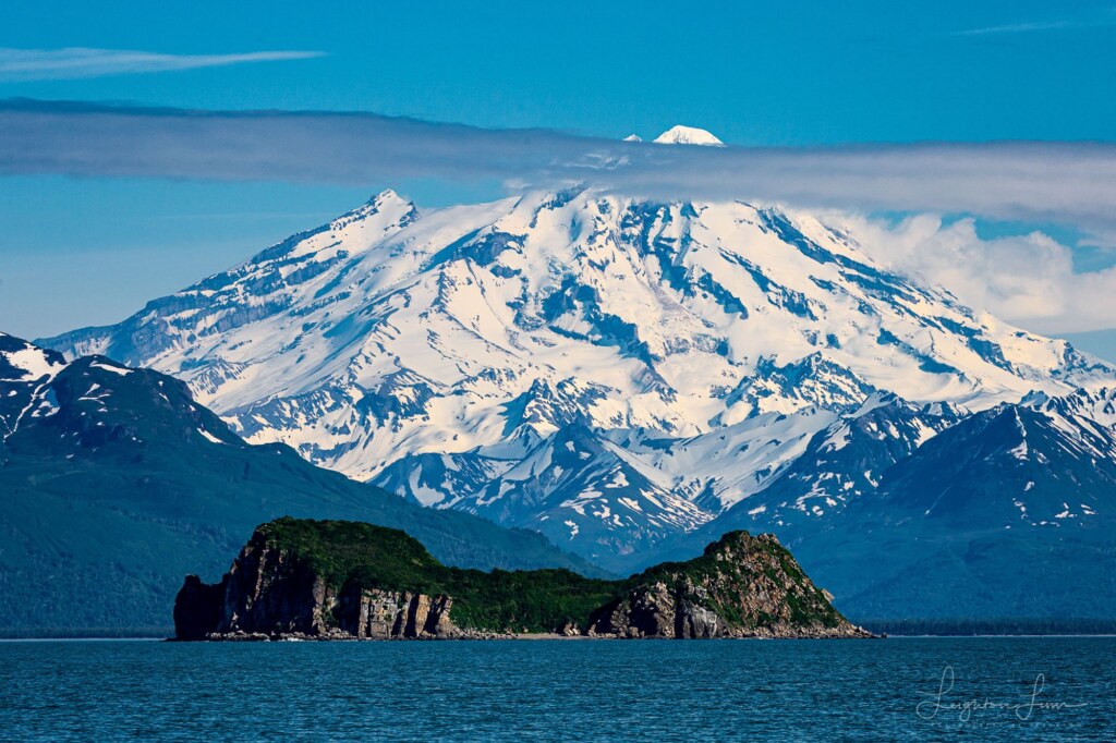 From a past Art of Seeing Alaska Grizzlies adventure