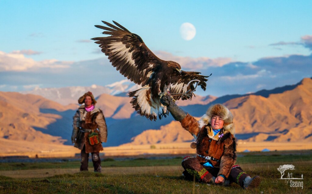 A photograph from the Art of Seeing Mongolia Golden Eagles & Gobi Desert adventures