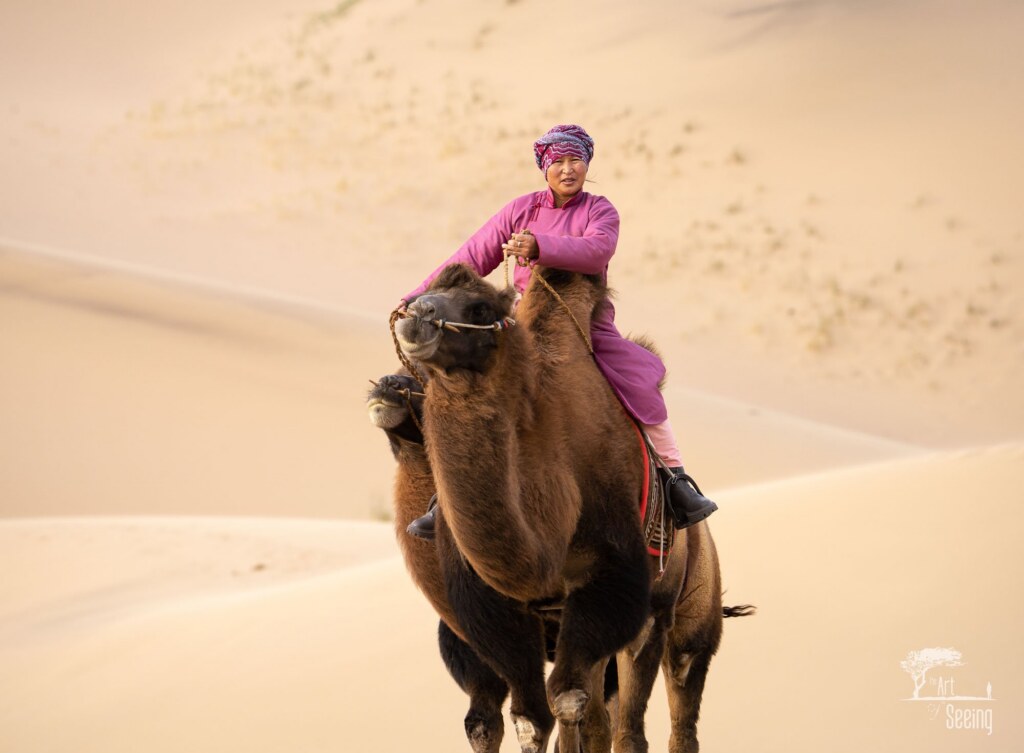 A photograph from the Art of Seeing Mongolia Golden Eagles & Gobi Desert adventures