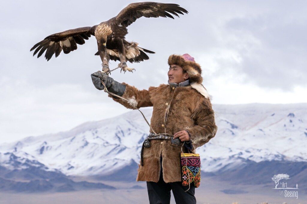 A photograph from the Art of Seeing Mongolia Golden Eagles & Gobi Desert adventures